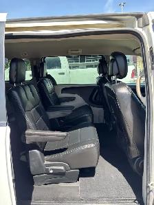 2017 Dodge Caravan SE SAFETIED - Photo 6