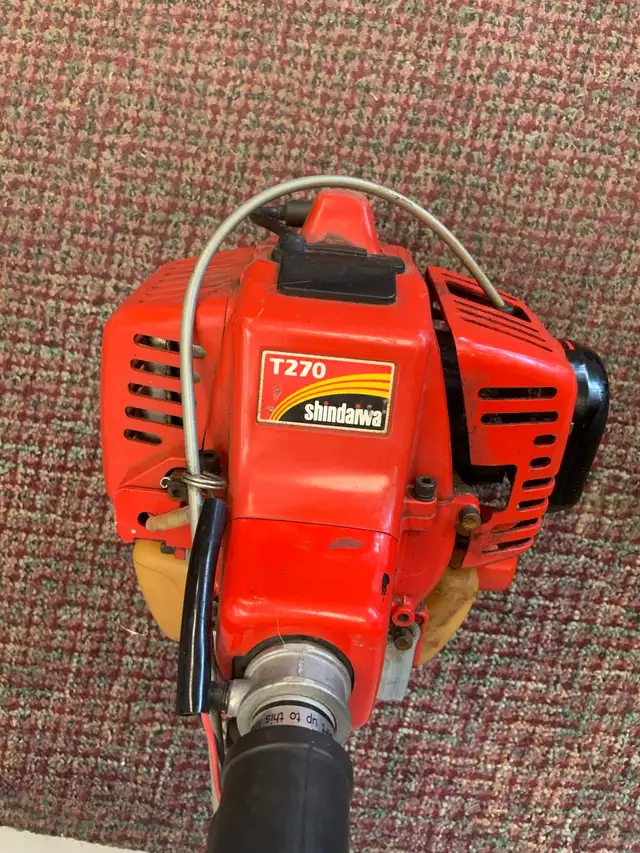 Shindaiwa T270 Gas Weed Trimmer