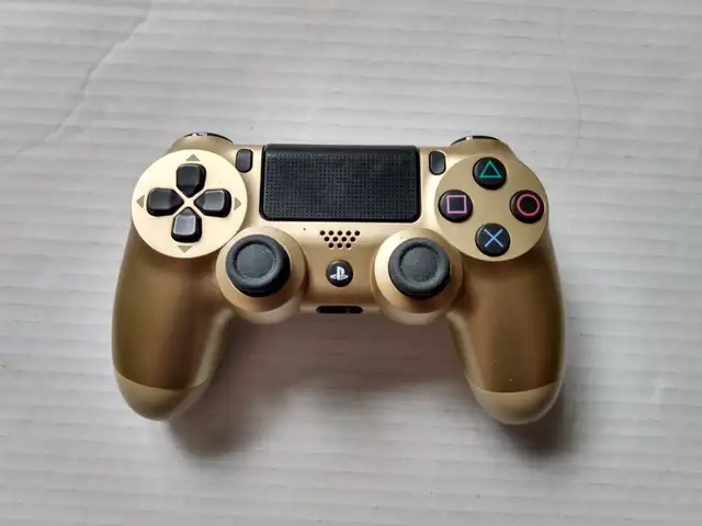 GOLD OFFICIAL SONY PLAYSTATION 4 WIRELESS CONTROLLER FOR PS4