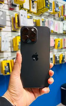 iPhone 15 Pro 128gb (Store Warranty)