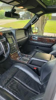 Saftied 2016 Lincoln Navigator l select - Photo 10