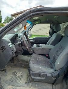 2014 Ford F250 Super Duty XLT - Photo 4