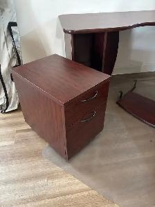 Large Corner Desk - Photo 4