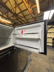 Frigidaire Gallery "30" Black Stainless Top Freezer Refrige - Photo 2