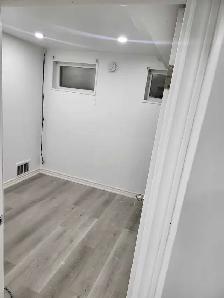 3bed hall kitchen 2 washroom basement unit for rent clarkson - Photo 2