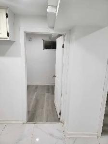 3bed hall kitchen 2 washroom basement unit for rent clarkson - Photo 6