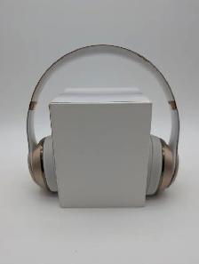 (B5249) Beats A1796 Headphones