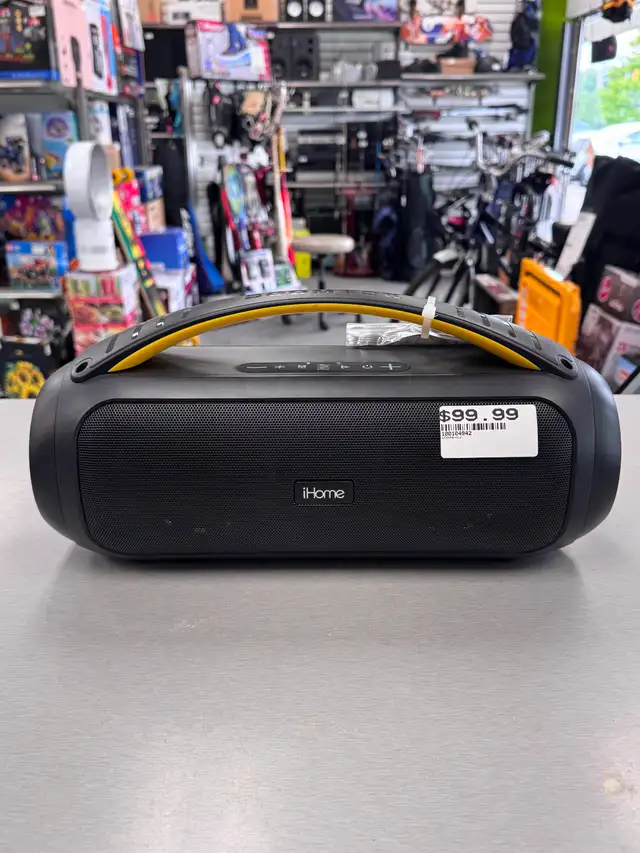Ihome Color Changing Splashproof Boombox