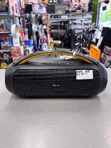 Ihome Color Changing Splashproof Boombox