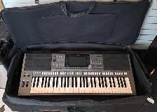 61 Key Yamaha PSR-S970 Digital Keyboard (32041181) - Photo 2