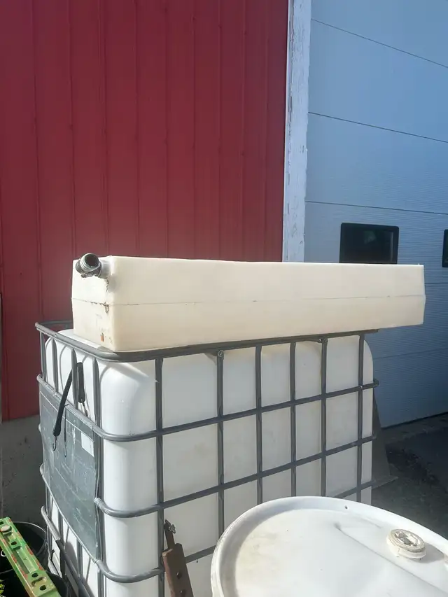 looking for a water tank
