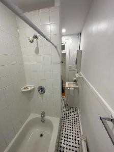 Very nice 1-bedroom unit -Available for October 1st! - Photo 7