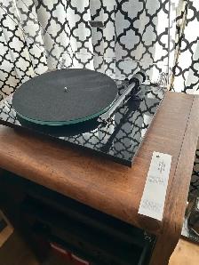 Pro-Ject T1 Turntable - Photo 4
