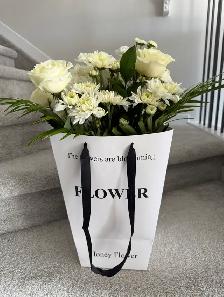 Floral Arrangements - Photo 2