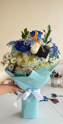 Floral Arrangements - Photo 8