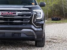 2026 GMC Terrain Awd 4dr Elevation - Photo 4