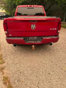 2014 RAM 1500 4x4 - Photo 4