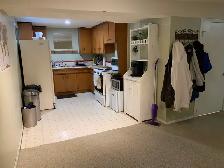 2 BEDROOM SUITE EASTSIDE NEAR UNIVERSITY UTILITIES INCLUDED - Photo 5