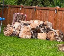 Free firewood for pickup - Photo 2
