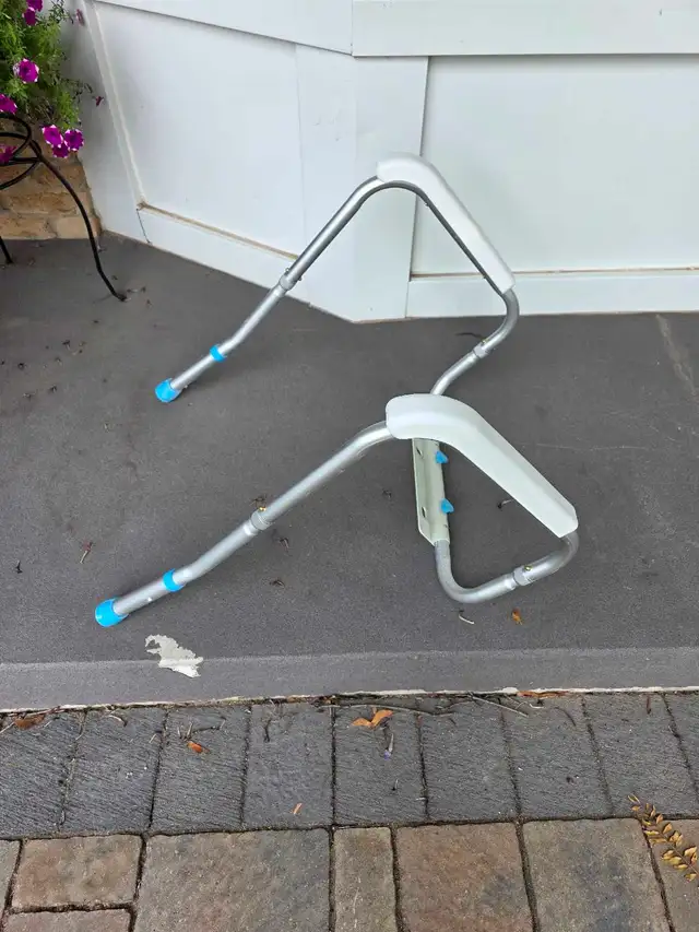 Toilet Bars