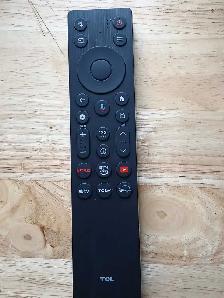 TCL 65' TV - Photo 3