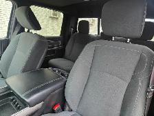 2020 Ram 2500 Big Horn / 4X4 / 6.4L HEMI / CREW CAB PNEUS GENERA - Photo 17