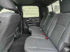2020 Ram 2500 Big Horn / 4X4 / 6.4L HEMI / CREW CAB PNEUS GENERA - Photo 24
