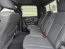 2020 Ram 2500 Big Horn / 4X4 / 6.4L HEMI / CREW CAB PNEUS GENERA - Photo 25