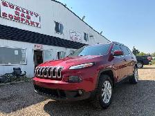 2015 Jeep Cherokee North 4x4- WARRANTY INC, LOW MILEAGE, REMOTE