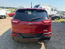 2015 Jeep Cherokee North 4x4- WARRANTY INC, LOW MILEAGE, REMOTE - Photo 4
