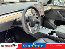 2024 Tesla Model Y - Photo 8