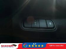 2025 Hyundai Venue Preferred - Photo 8