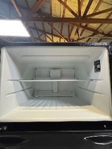 Whirlpool "28" Stainless Steel Top Freezer Refrigerator - Photo 3