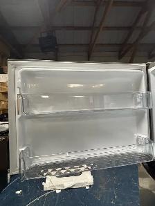 LG "30" Stainless Steel Top Freezer Refrigerator - Photo 2