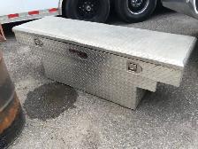 ALUMINIUM TRUCK TOOL/STORAGE BOX