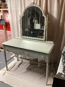 ANTIQUE DRESSING TABLE/VANITY Beautiful, - Photo 7