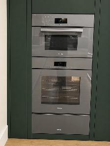 Neuf Miele  30' Four   speed oven   tiroir réchaud