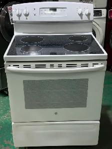 Reconditioned GE Glass Top Stove JCBS630DF1WW (S4351) $348