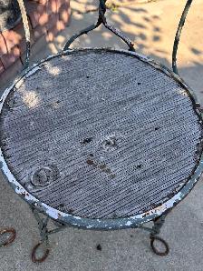 Vintage Pair of Metal Patio Chairs - Photo 5