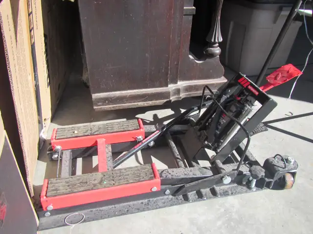 Motorcycle  Stand /Hoist