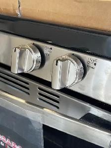NEW GE 30' Gas Freestanding Range Stove (Stainless Steel) - Photo 8