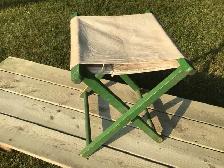 Vintage Green folding stool chair - Photo 3