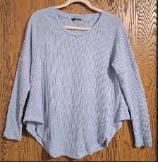 Lot of 10 Pieces Women's Clothing (Size XS). Brand New. - Photo 2