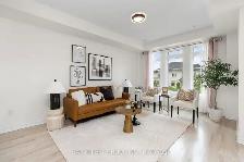 Amazingly Priced Townhouse in High Demand Oakville! - Photo 3