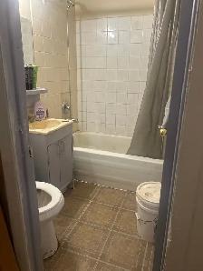 Room for rent - Photo 3