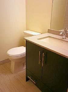 Chic 1Bdrm Condo in Heart of Toronto – Live Where the City Lives - Photo 6