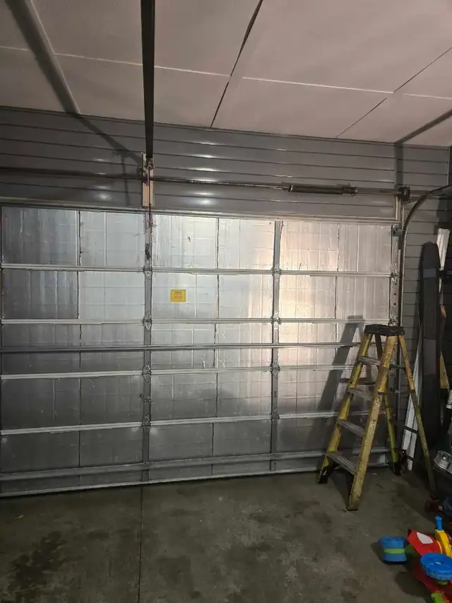 Garage Door & Opener (Sales w/Installation) sku:8