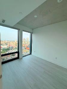 1 Bed Plus Den Condo For Rent In Toronto - Photo 4