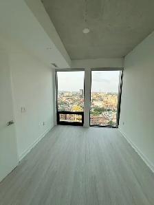 1 Bed Plus Den Condo For Rent In Toronto - Photo 6