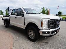2024 Ford F-350 4WD Crew Cab Flat Deck - Photo 7